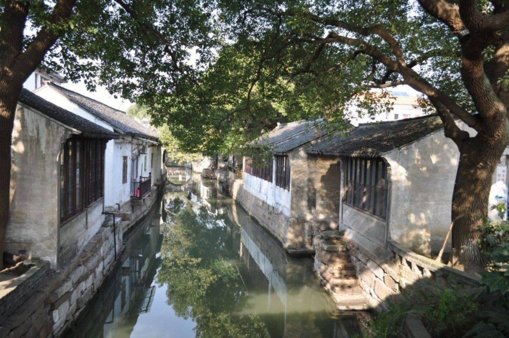 邮储银行柳州市分行与政、警、企三方联合开展反诈宣传活动